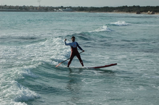 paddle surf avec vagues 